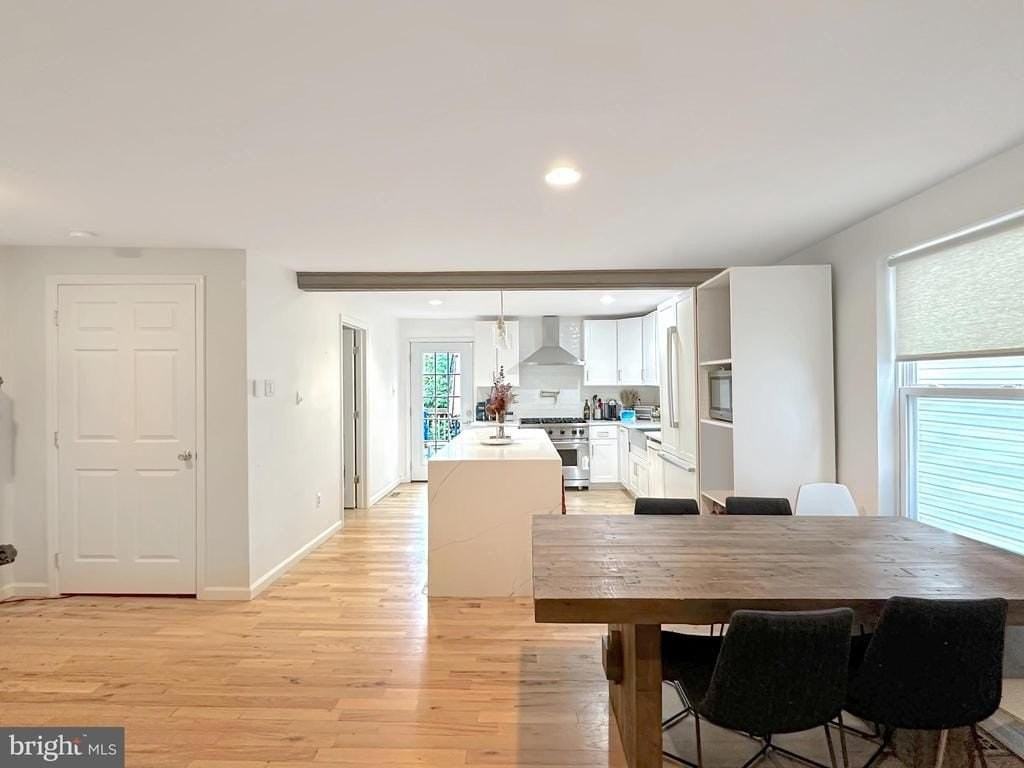 717 Brook St - Photo 5 of 26