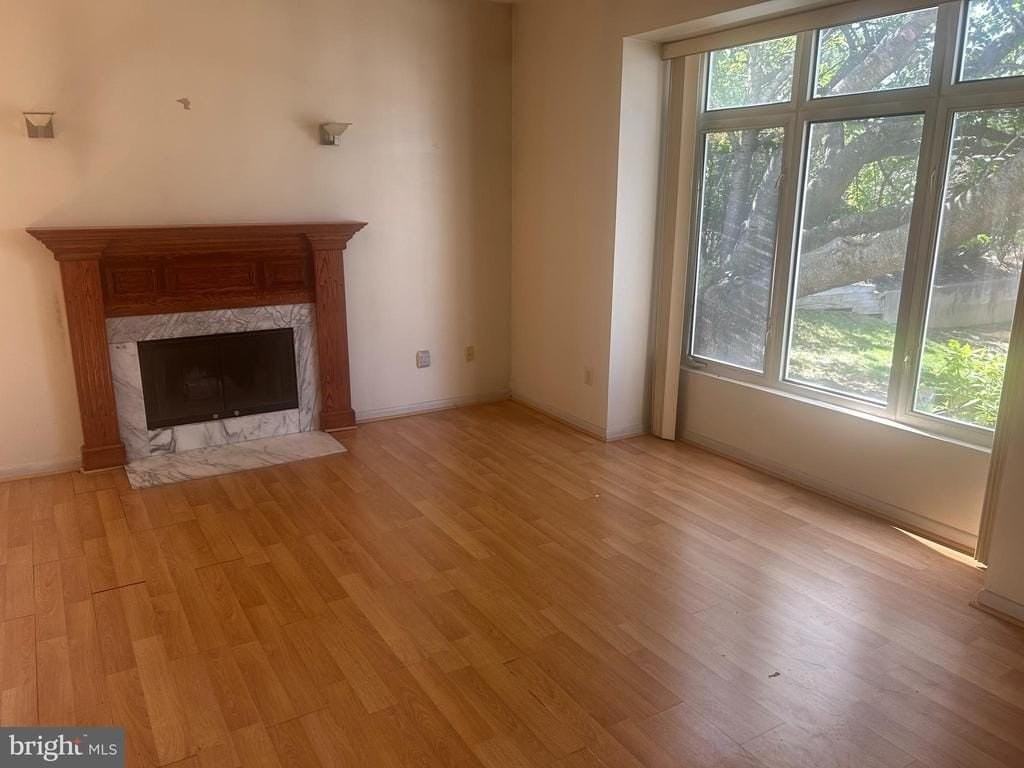 1704 Naomis Ct - Photo 4 of 19