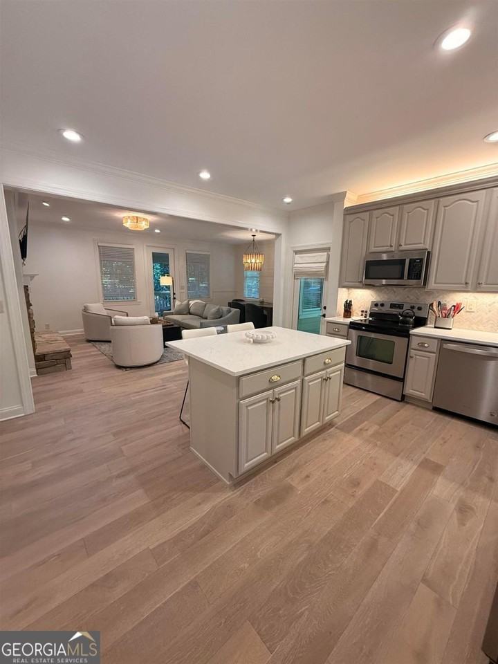 1140 Starboard Dr - Photo 2 of 27