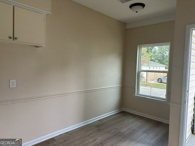 102 W Inman St #1 - Photo 3 of 11
