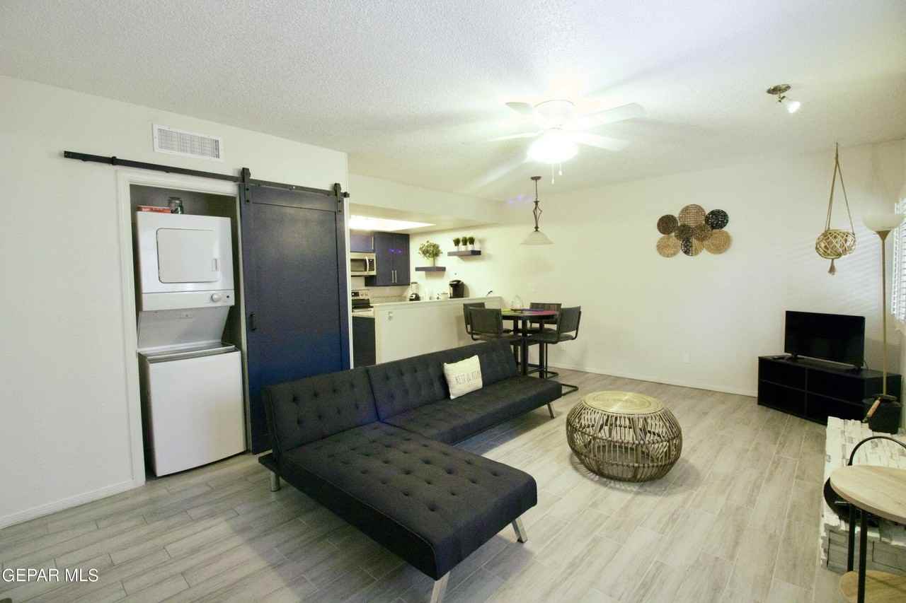 4614 N Stanton St #C17 - Photo 5 of 23