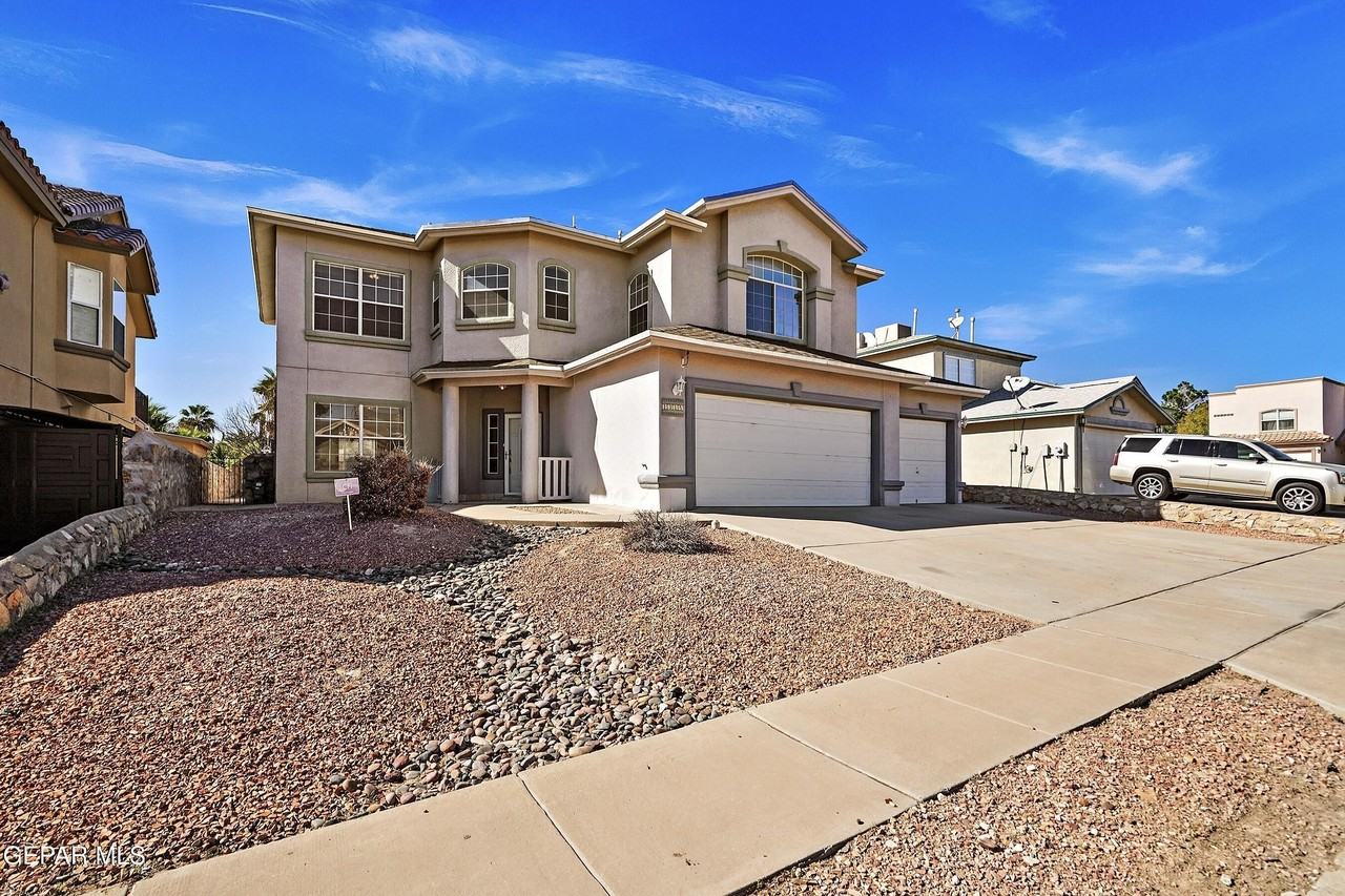 1315 Olga Mapula Dr - Photo 2 of 38