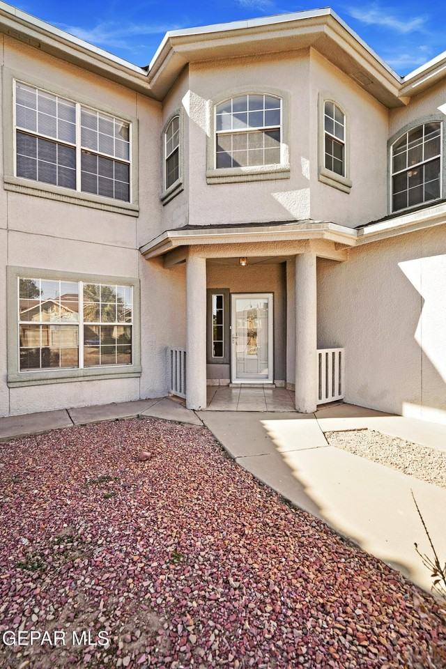 1315 Olga Mapula Dr - Photo 3 of 38