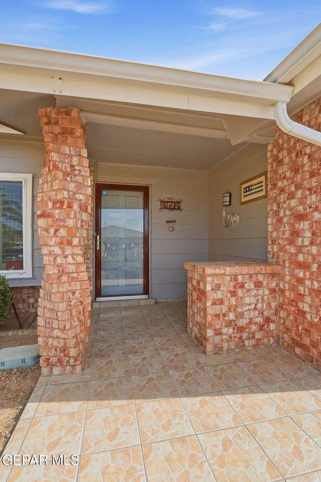 4504 Maj Sprague Ave - Photo 2 of 34