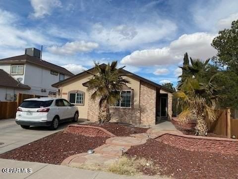 10473 Valle Del Mar Dr - Photo 2 of 16