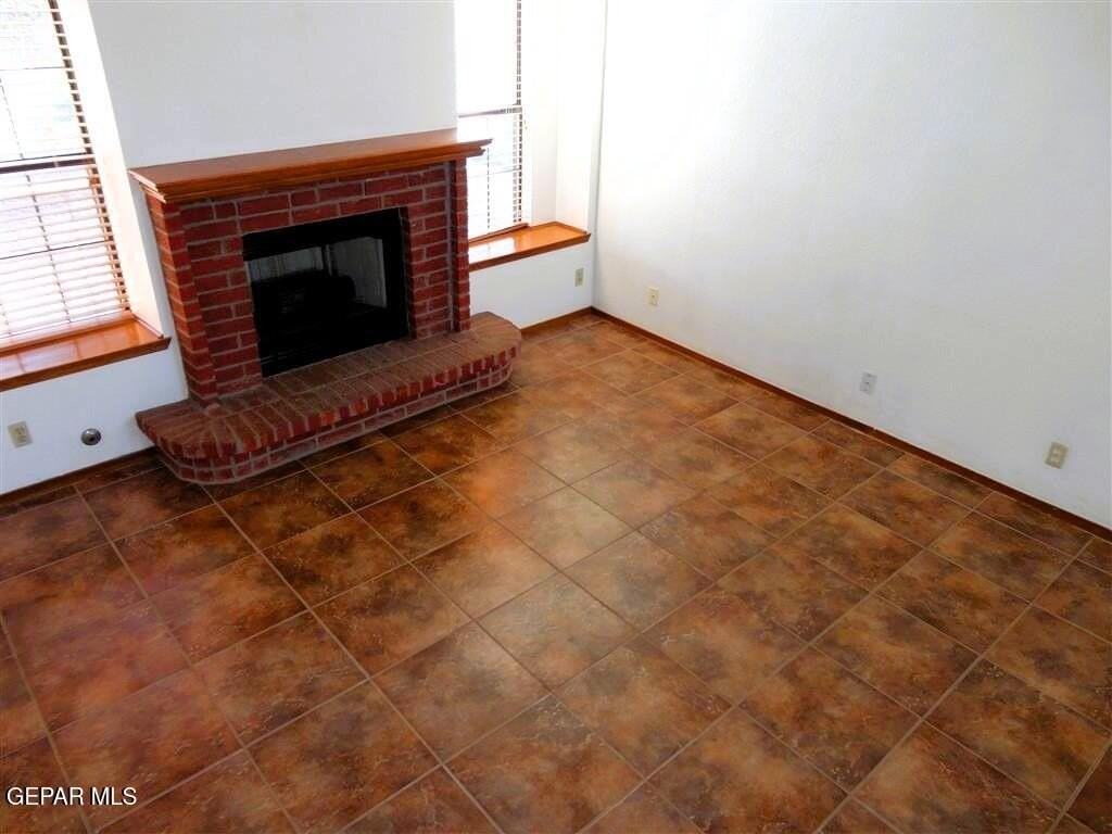7205 Night Hawk Dr - Photo 2 of 25