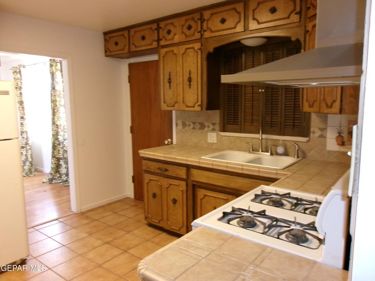 3500 Olympic Ave - Photo 5 of 12