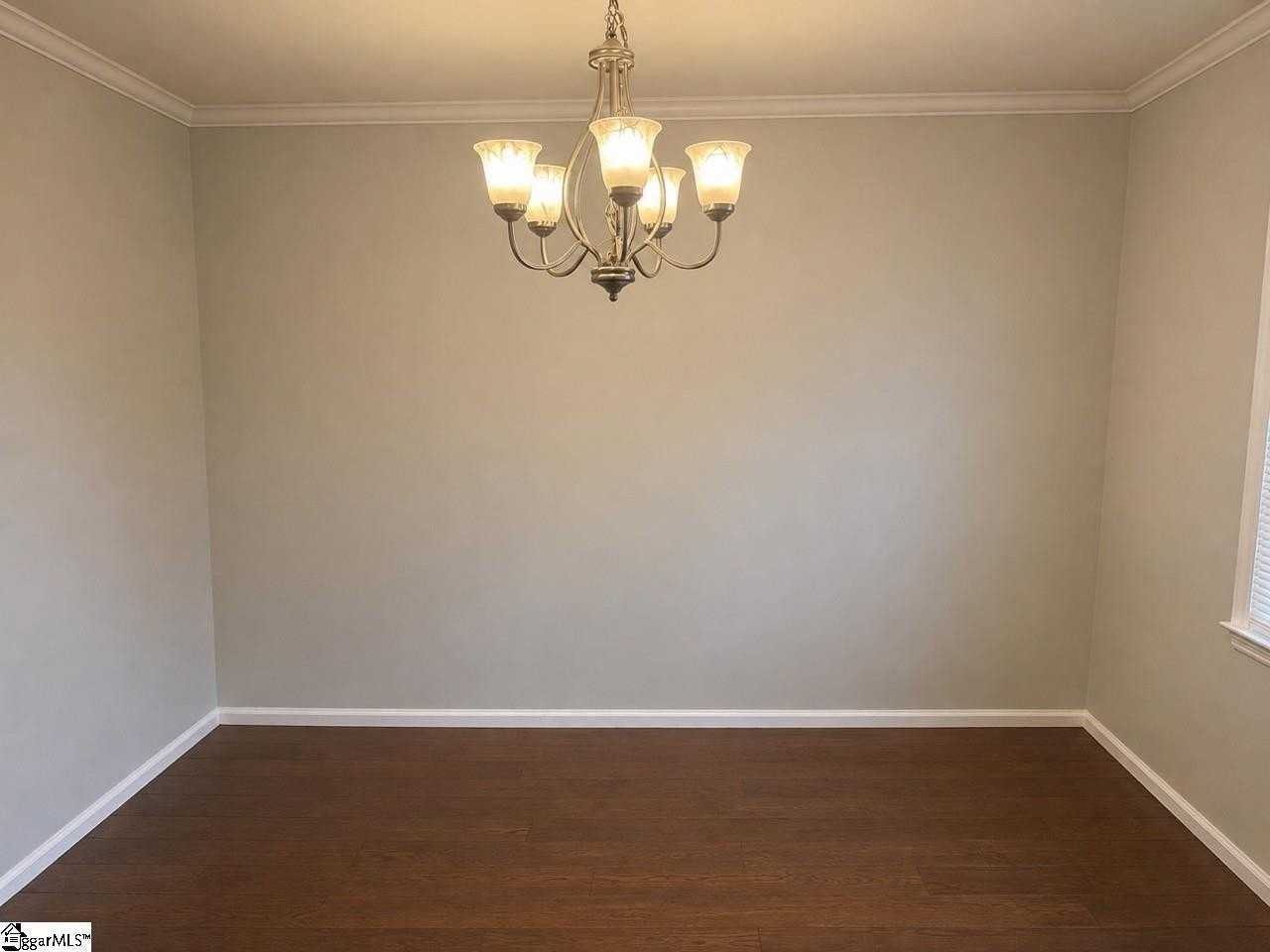 16 Ellesmere Dr - Photo 4 of 28