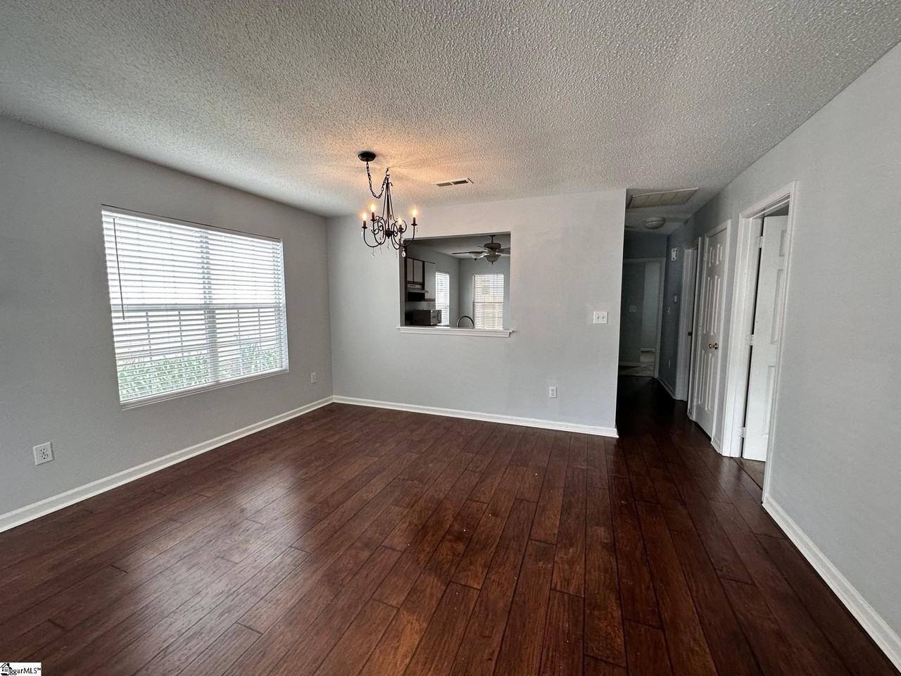 102 Hammett Grove Ln - Photo 4 of 24