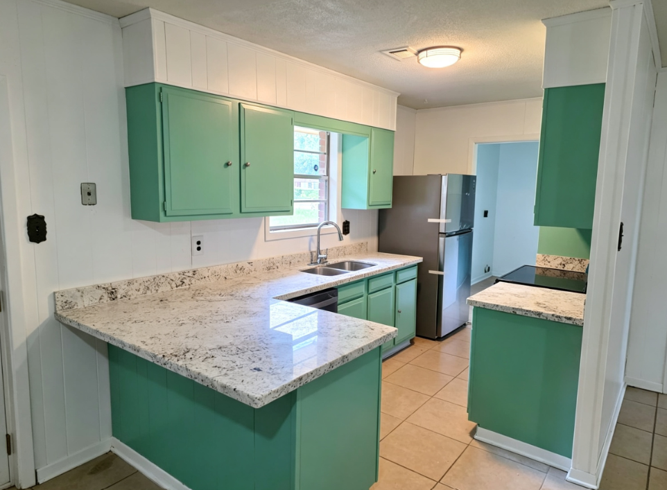 1525 31st Ave #1 - Photo 2 of 10