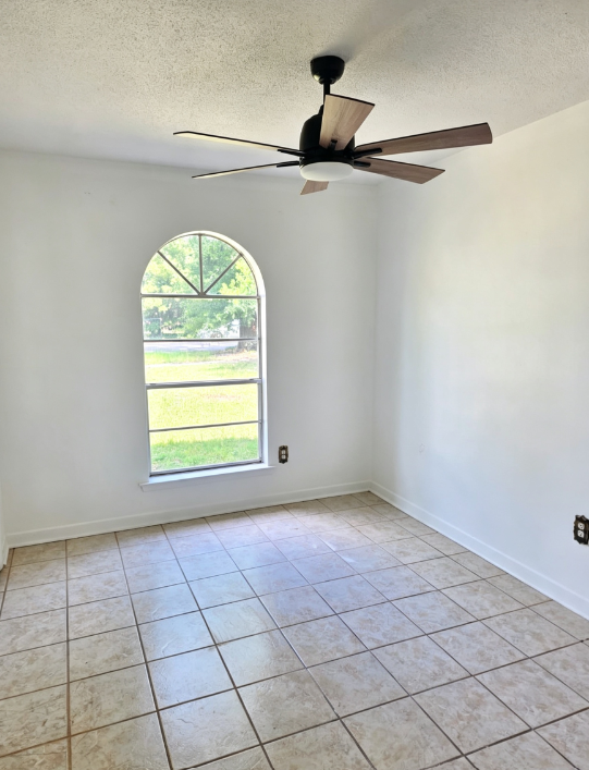 1525 31st Ave #1 - Photo 7 of 10