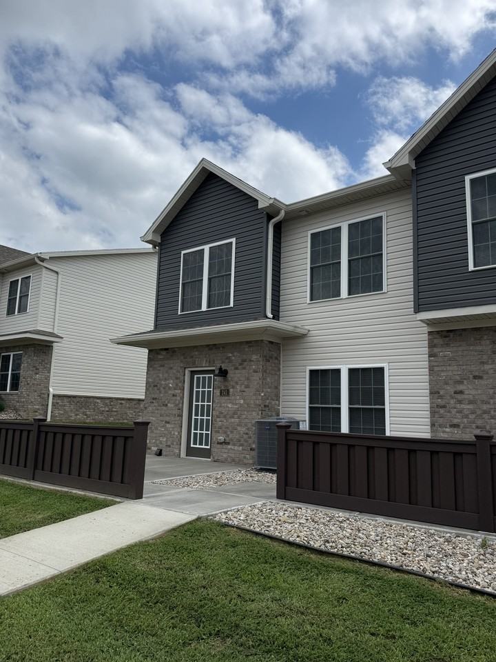 241 Pinehurst Way #241 - Photo 3 of 4