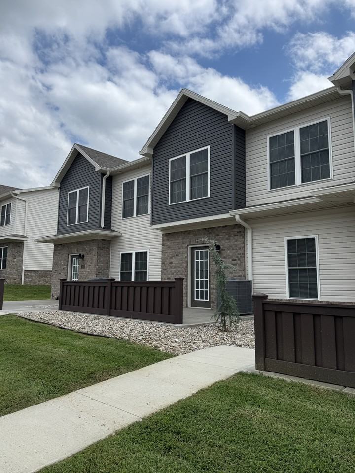 243 Pinehurst Way #243 - Photo 3 of 4