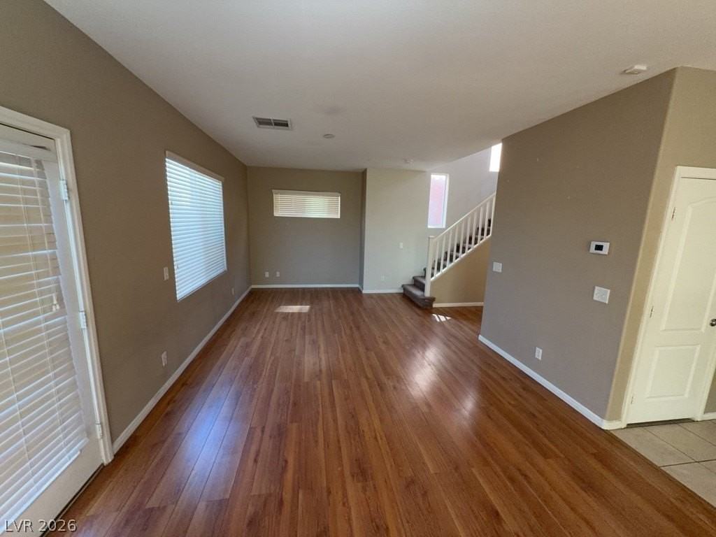 10750 Avenzano St - Photo 3 of 14