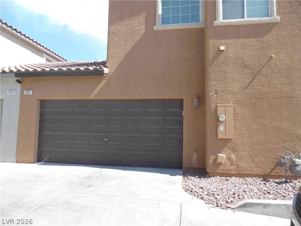 7937 Violet Sky St - Photo 2 of 21