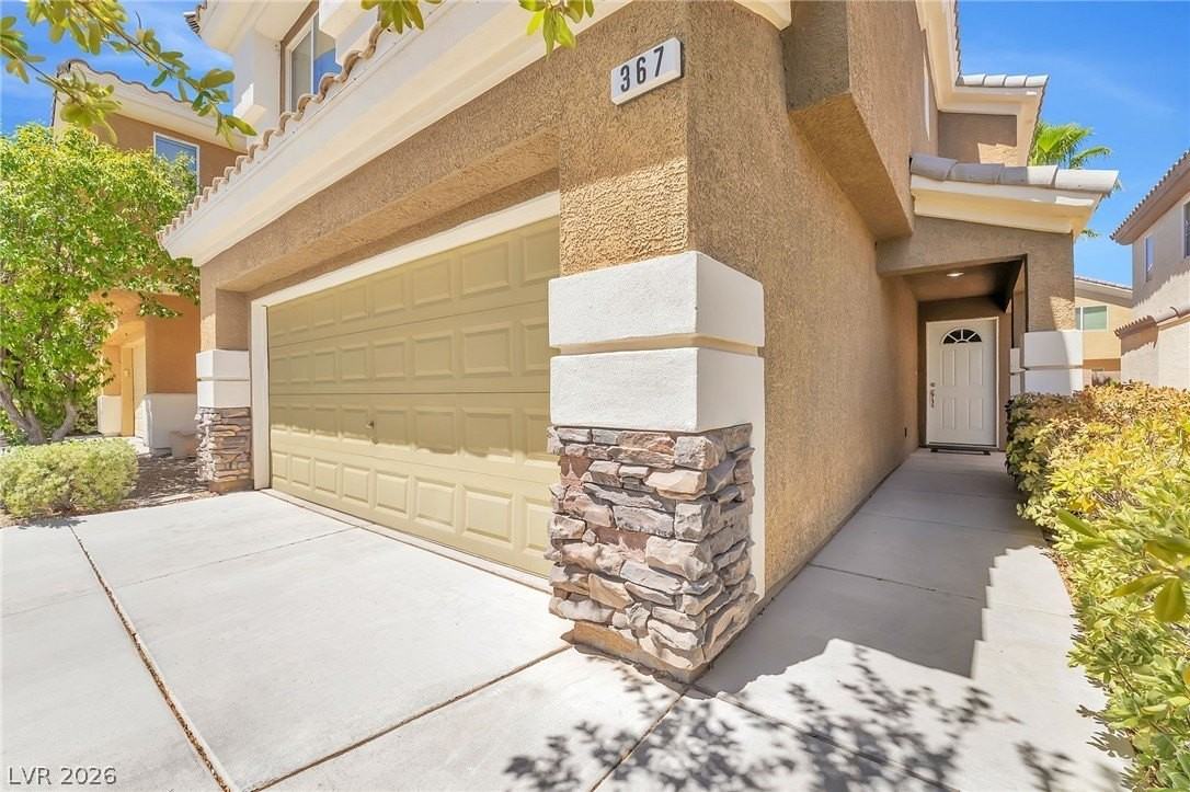 367 Dog Leg Dr - Photo 2 of 22