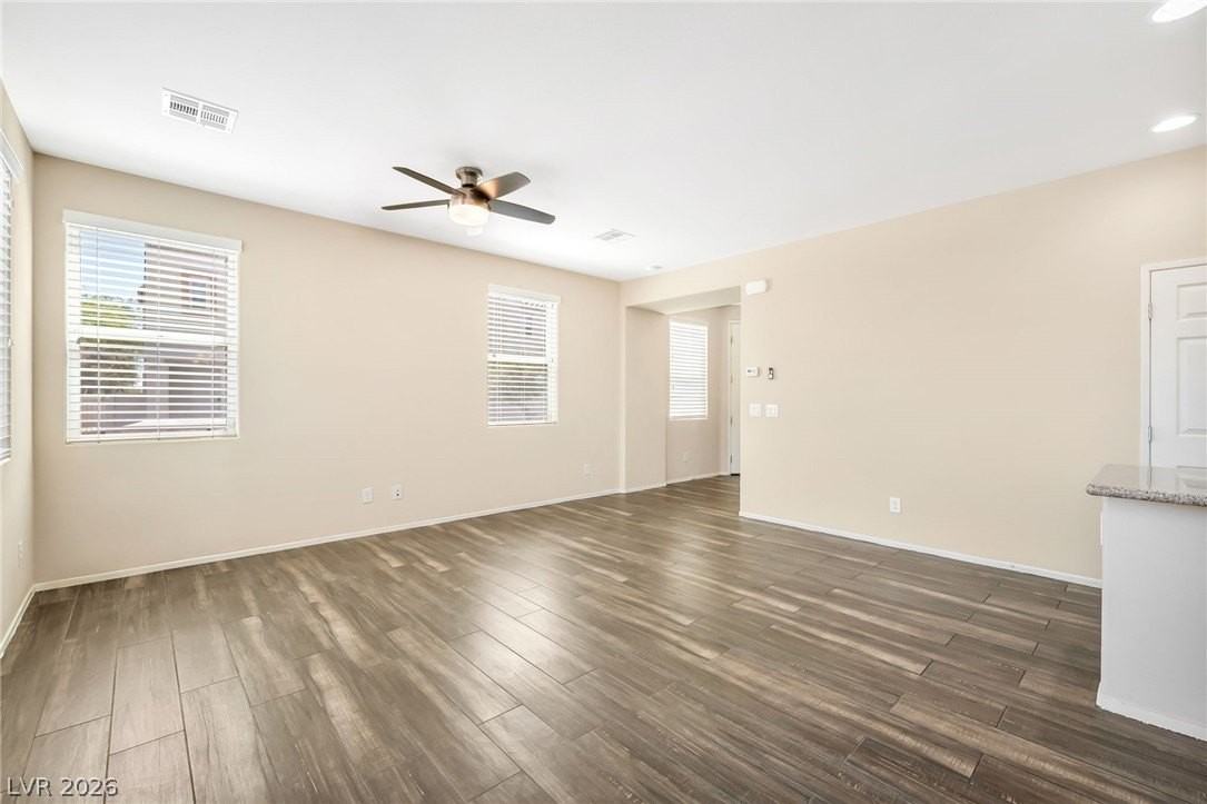 6318 Bijah Spring Ave - Photo 5 of 21