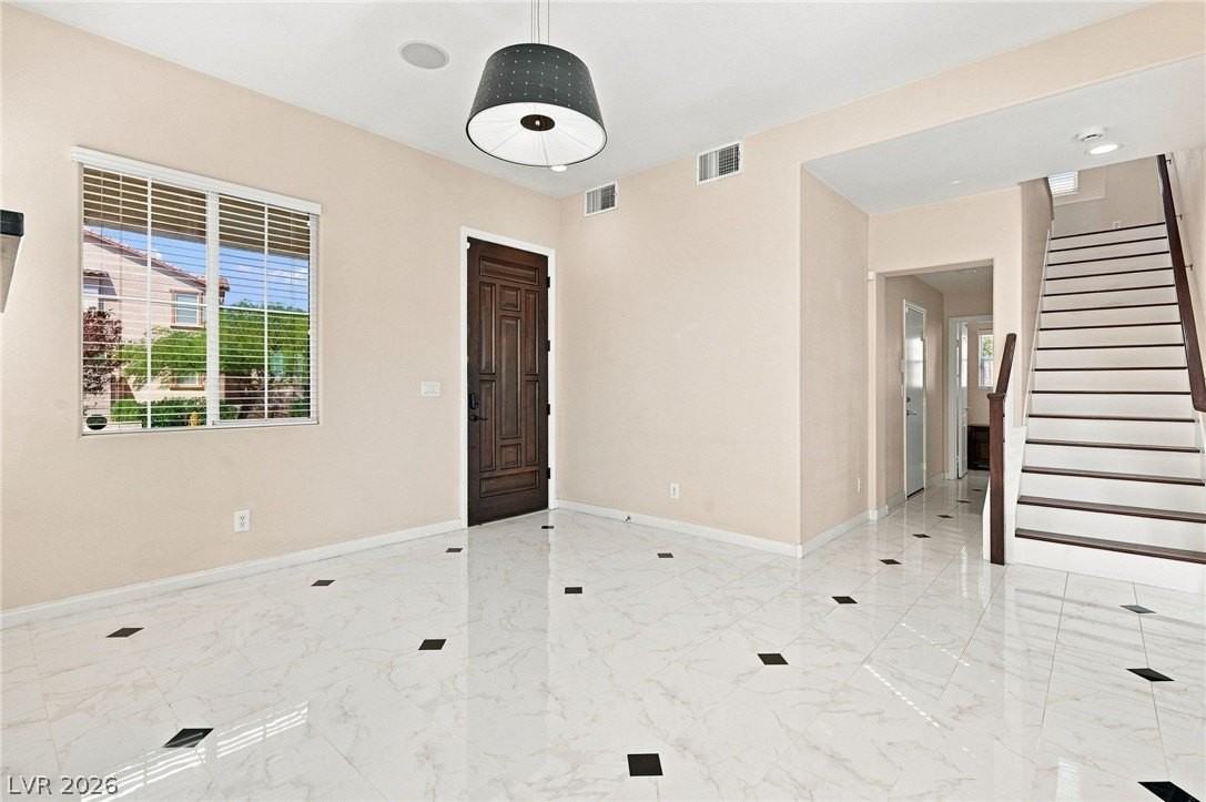 508 Ivy Spring St - Photo 3 of 25