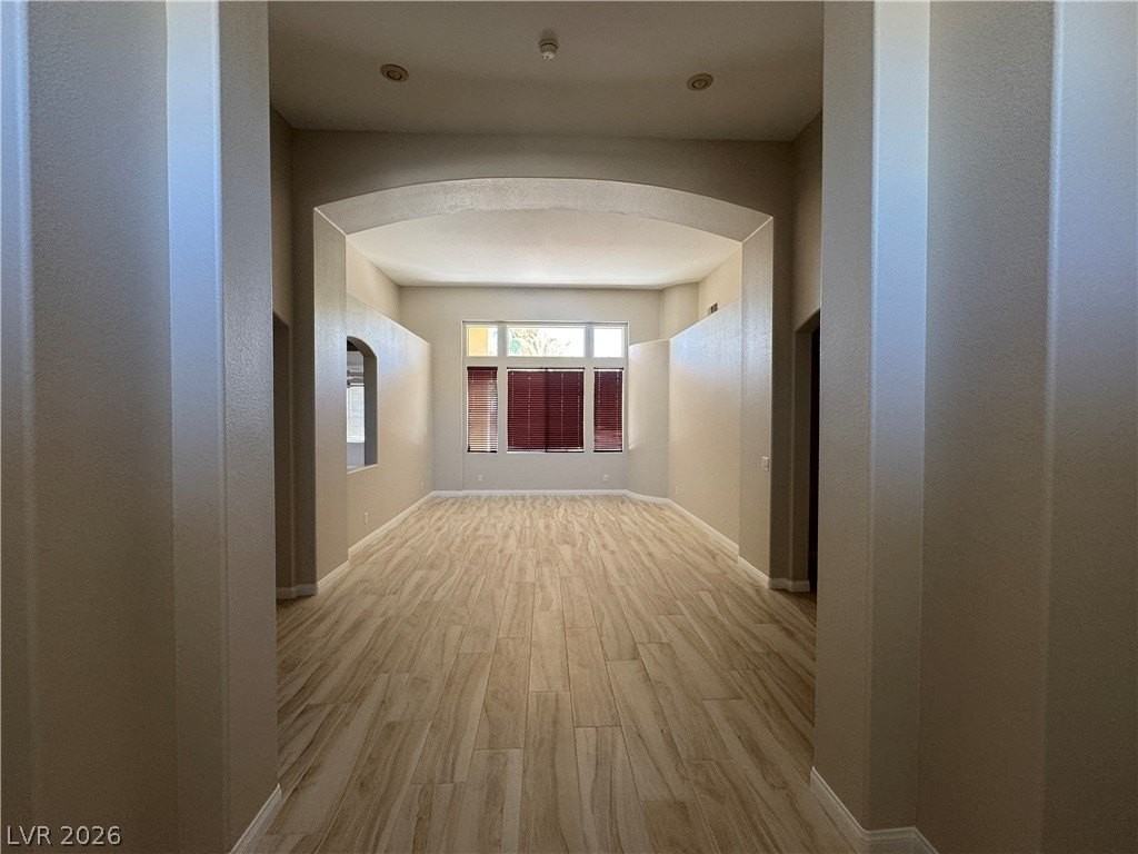712 Pinnacle Heights Ln - Photo 5 of 48