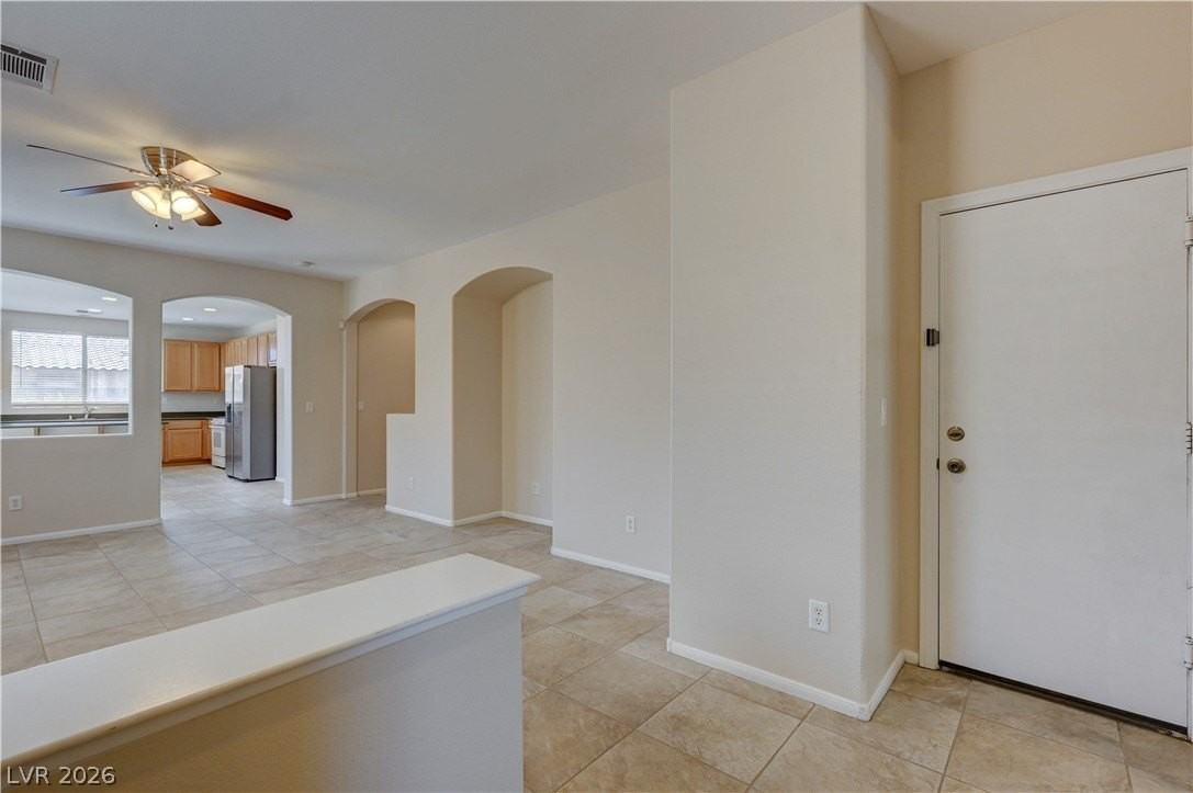 4345 Haven Point Ave - Photo 5 of 50