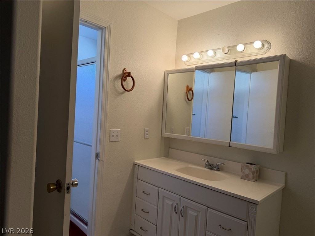 3121 Floral Vista Ave - Photo 6 of 9
