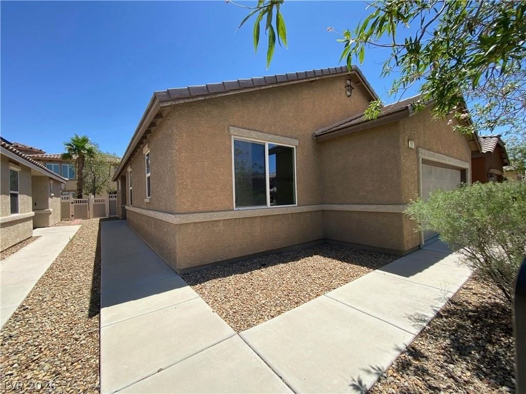 1000 Aspen Cliff Dr - Photo 5 of 50