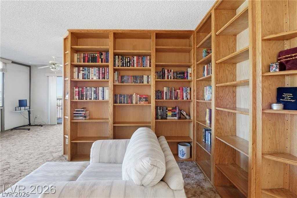 205 E Harmon Ave #508 - Photo 5 of 35