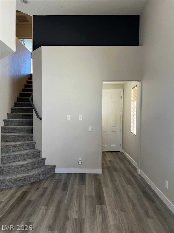 9346 Night Mesa St - Photo 3 of 28