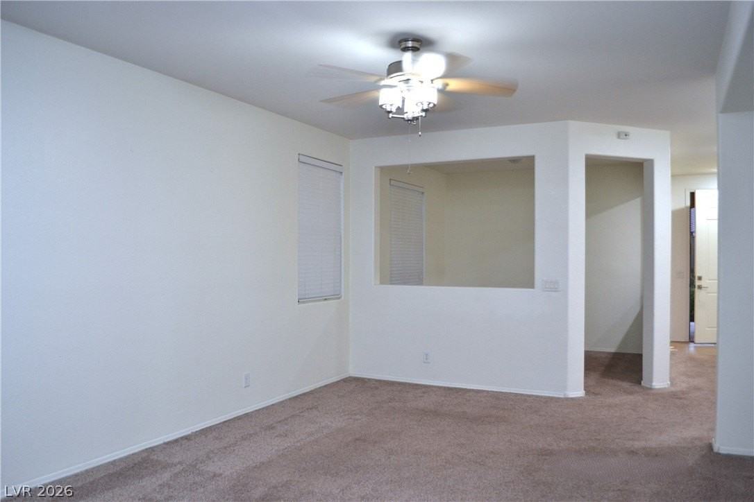 6235 Shamrock Lake Ave - Photo 6 of 34