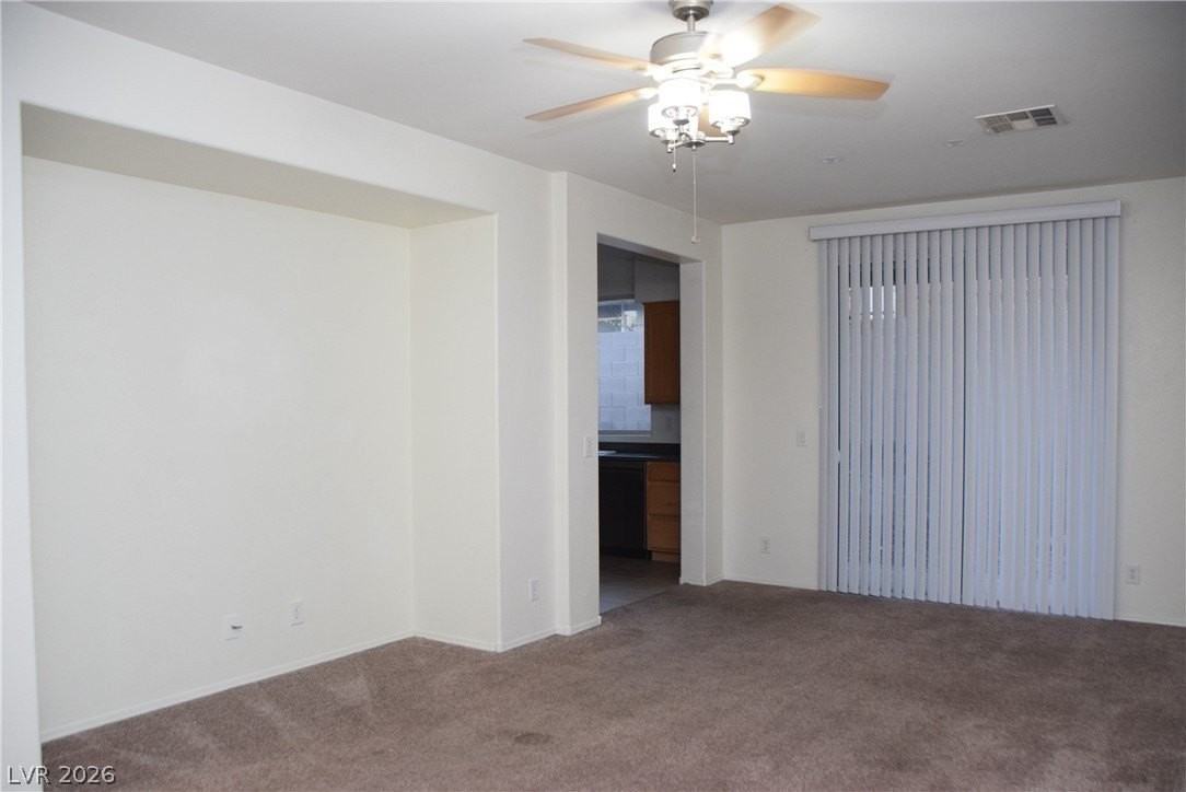 6235 Shamrock Lake Ave - Photo 7 of 34