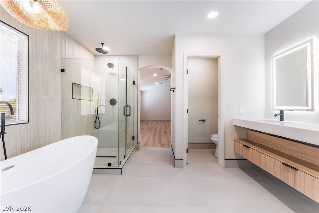 2100 Desert Peak Rd - Photo 2 of 45