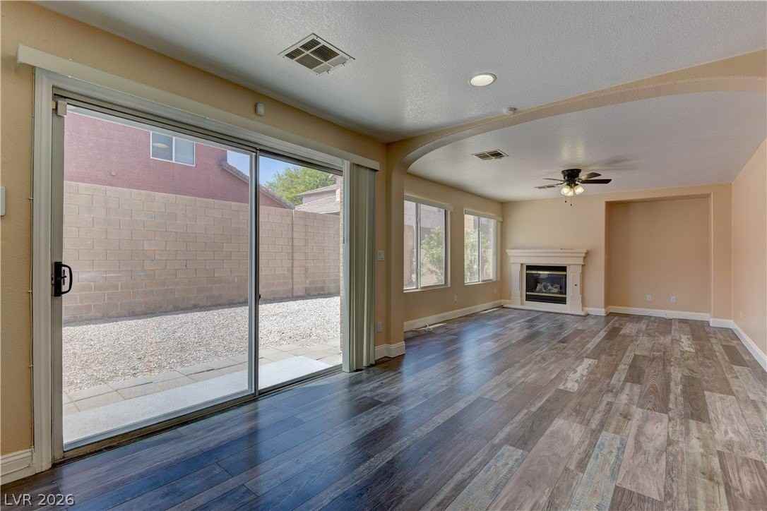 5317 La Quinta Hills St - Photo 7 of 27