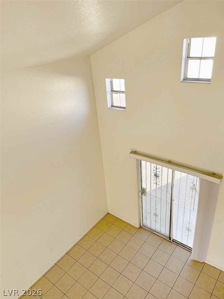 6168 Bluehill Ave #2 - Photo 4 of 23
