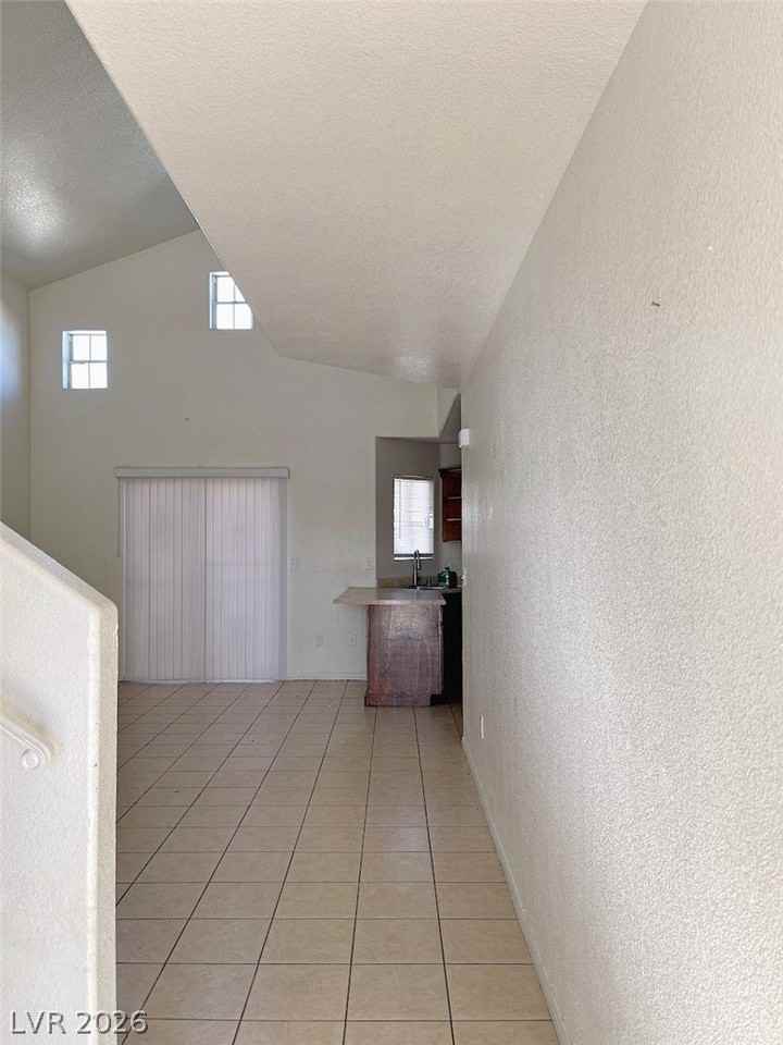 6168 Bluehill Ave #2 - Photo 5 of 23
