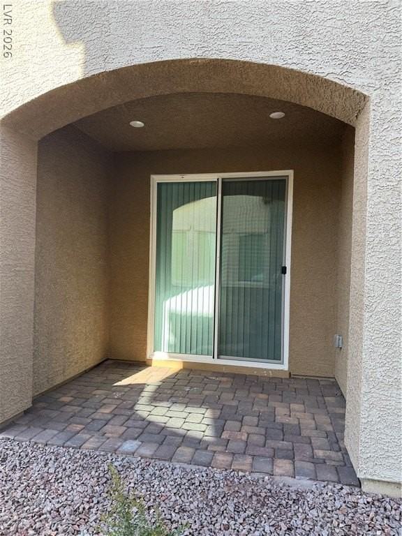 208 Vanhoy Ave - Photo 2 of 14