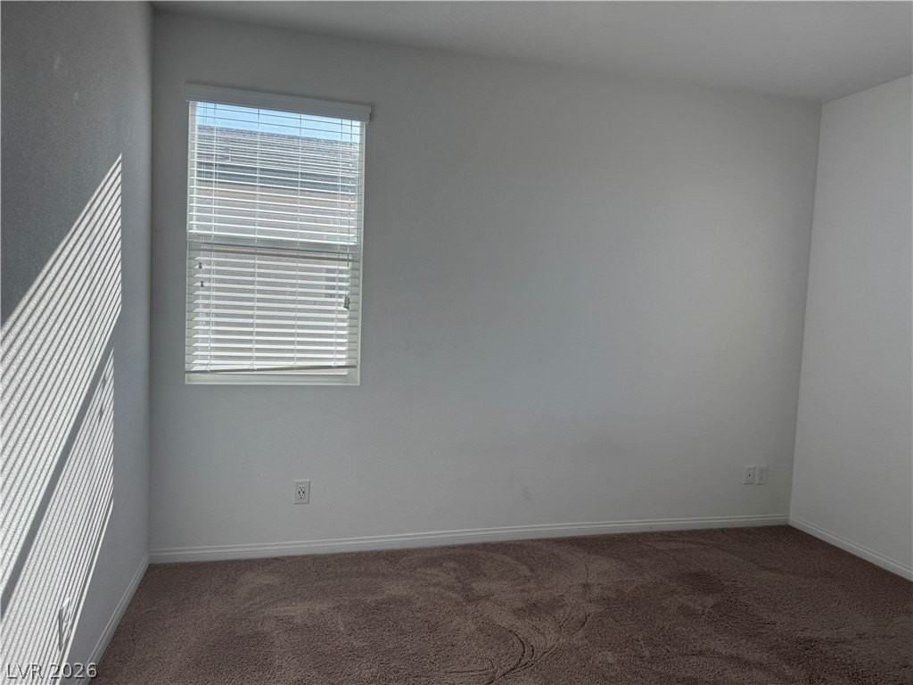 208 Vanhoy Ave - Photo 7 of 14