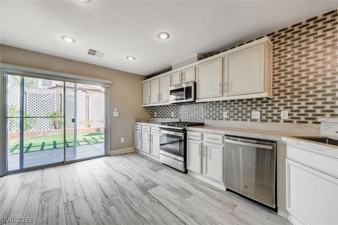 11092 Verismo St - Photo 2 of 43