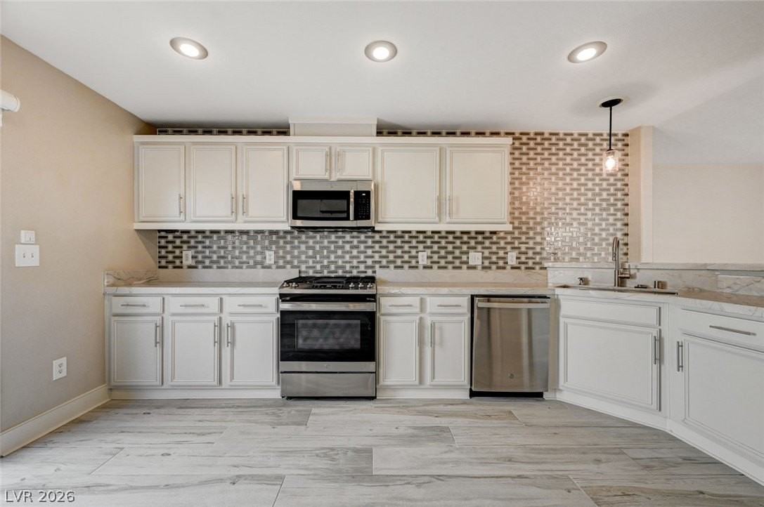 11092 Verismo St - Photo 5 of 43