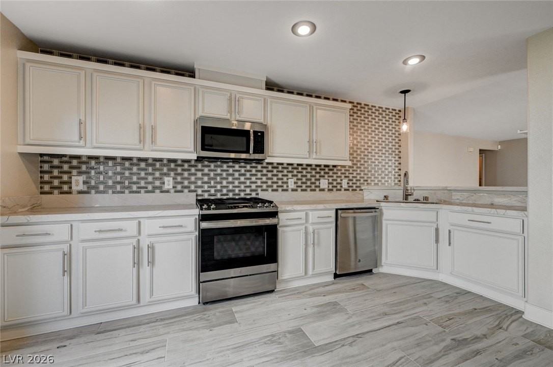 11092 Verismo St - Photo 6 of 43