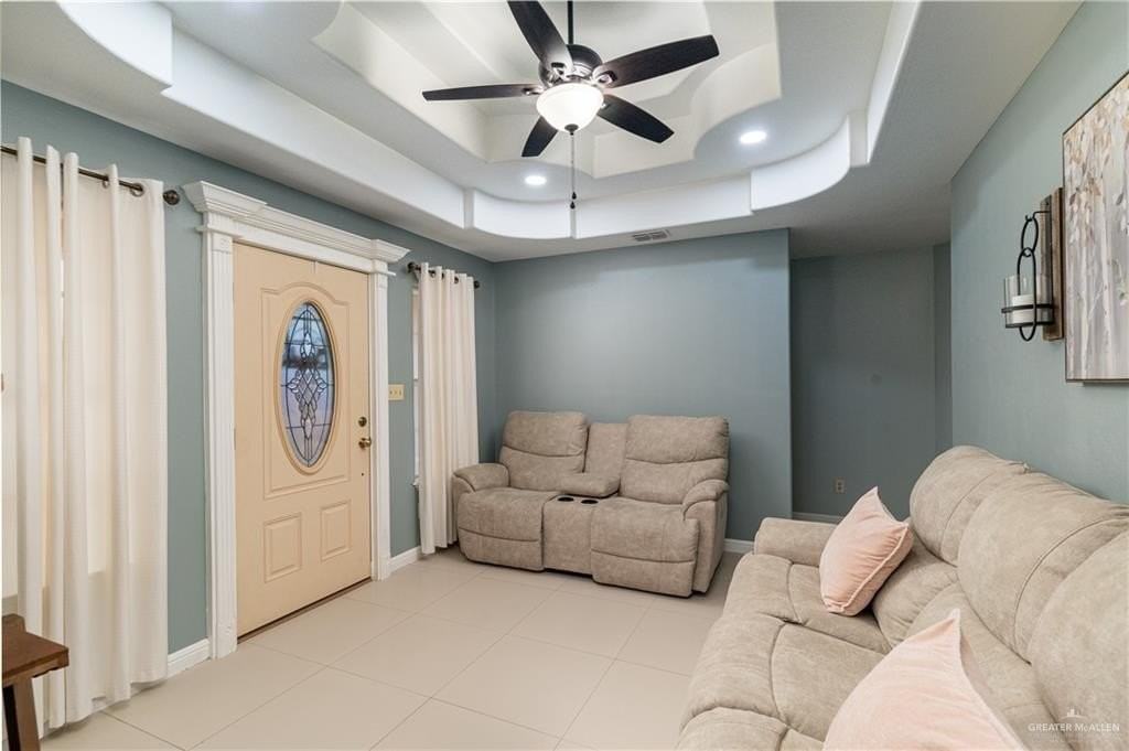 1510 Arboledas Dr - Photo 3 of 18