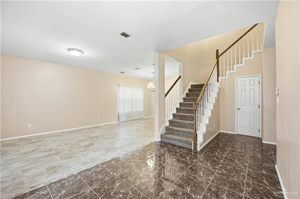 2417 Frontera Rd - Photo 3 of 14