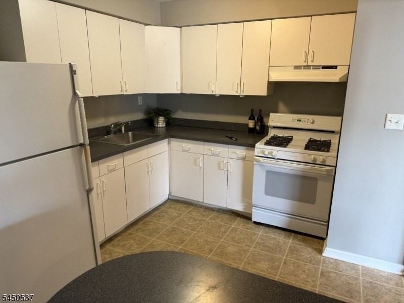 306 Hoover Ave #41 - Photo 6 of 17