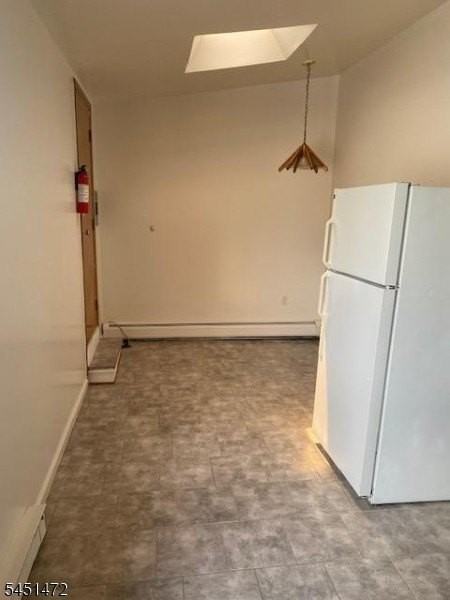 998 Sanford Ave - Photo 2 of 14