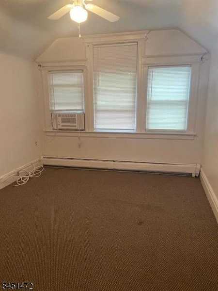 998 Sanford Ave - Photo 7 of 14