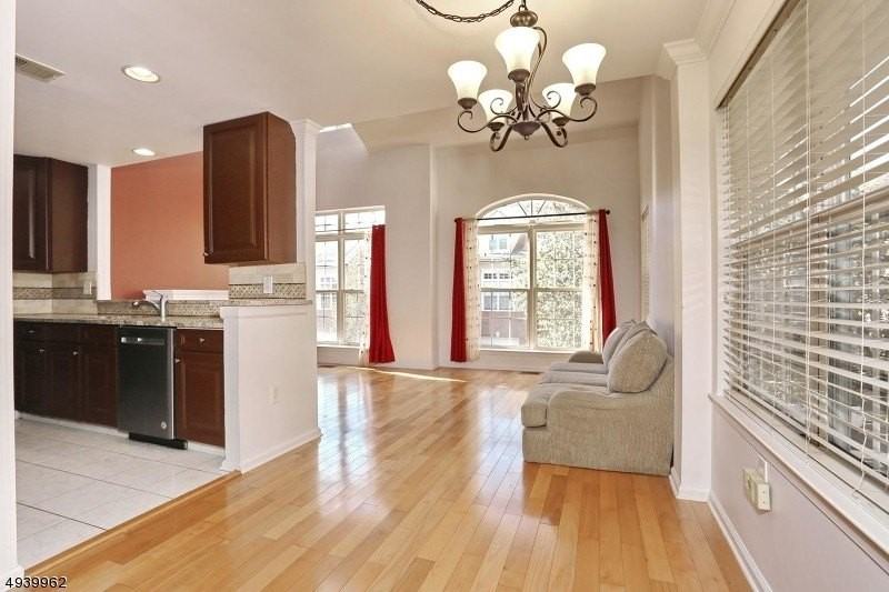 261 Riverwalk Way - Photo 5 of 25
