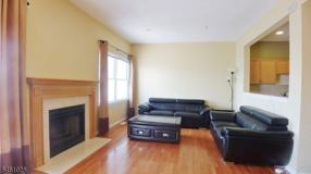 370 Summerhill Dr - Photo 1 of 1