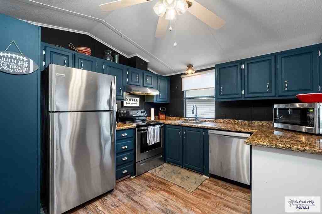 70 Palm Ln - Photo 4 of 22