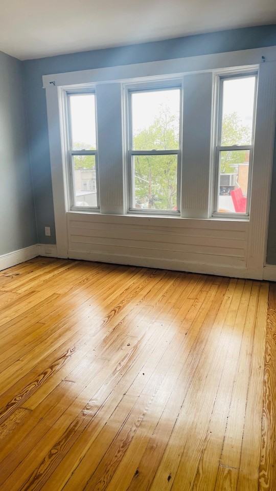 514 W Side Ave - Photo 3 of 13