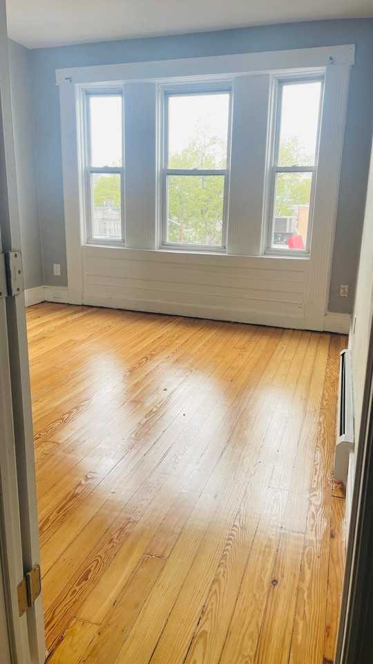 514 W Side Ave - Photo 4 of 13