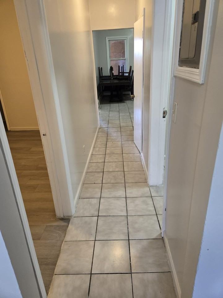 325 Grand St #2L - Photo 3 of 10